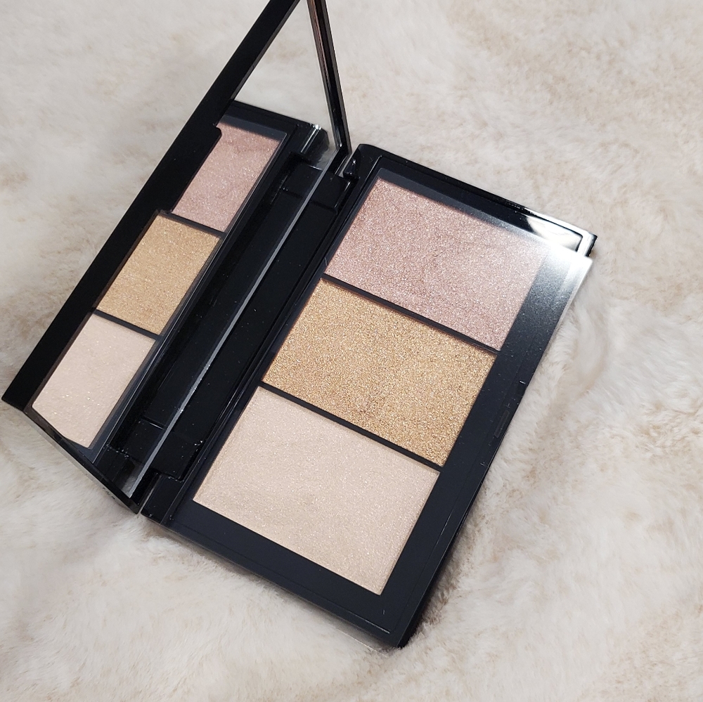 Brand New Elizabeth Arden Blush Palette